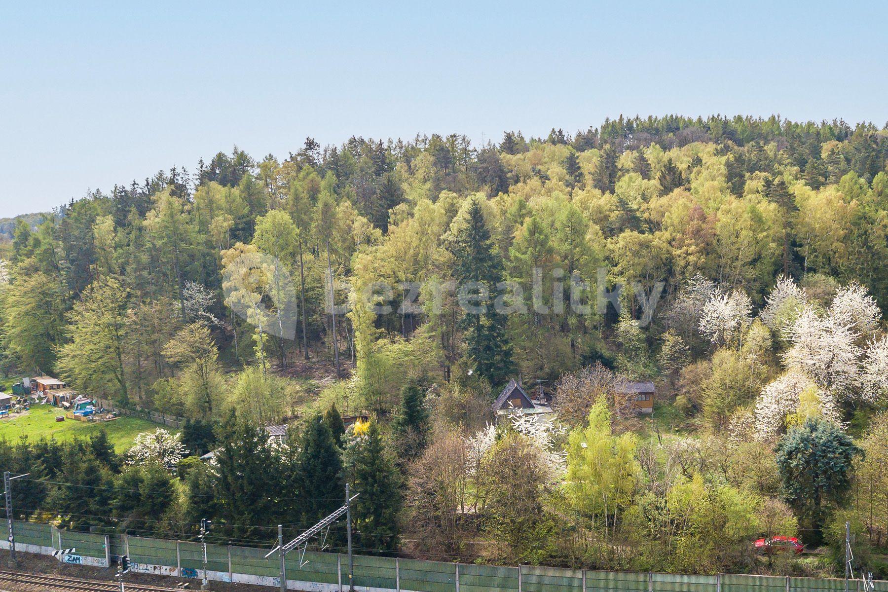 Prodej pozemku 1.108 m², U Trati, Všestary, Středočeský kraj