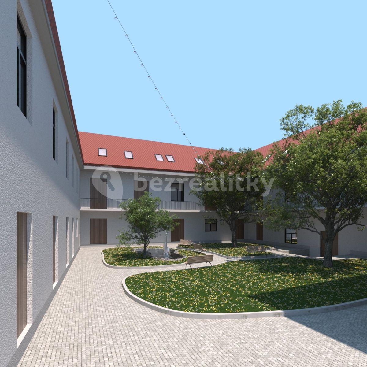 Prodej bytu 1+kk 18 m², Kolčavka, Praha, Praha