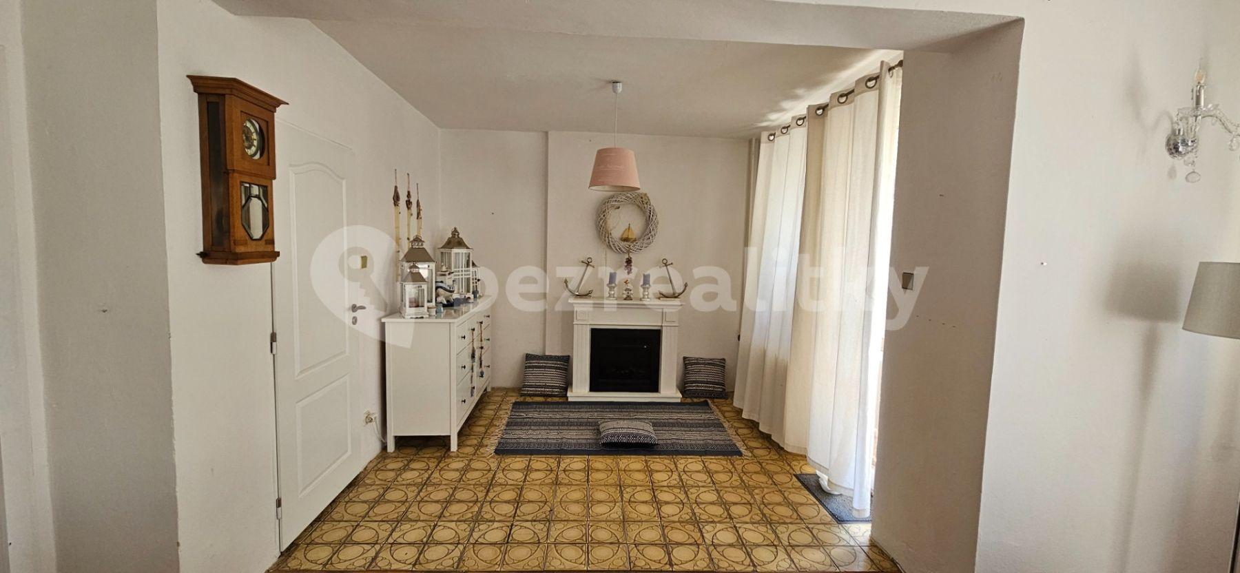 Prodej domu 204 m², pozemek 342 m², Javorová, Cheb, Karlovarský kraj