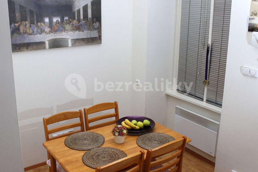 Pronájem bytu 1+1 44 m², Na Valentince, Praha, Praha