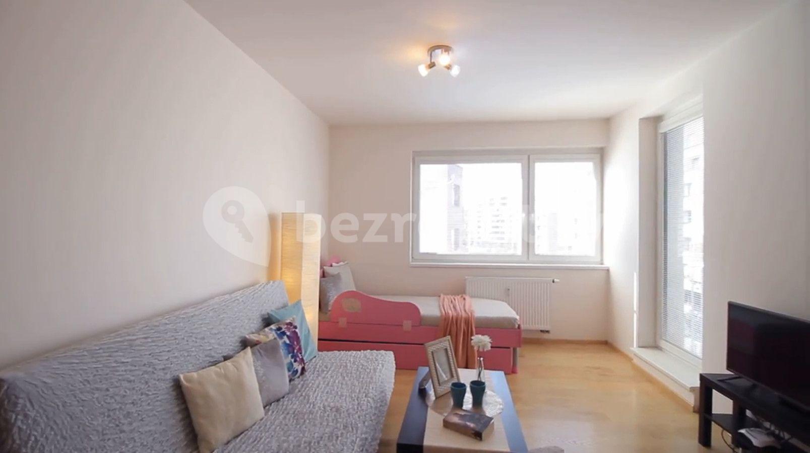 Pronájem bytu 2+kk 60 m², Zakšínská, Praha, Praha