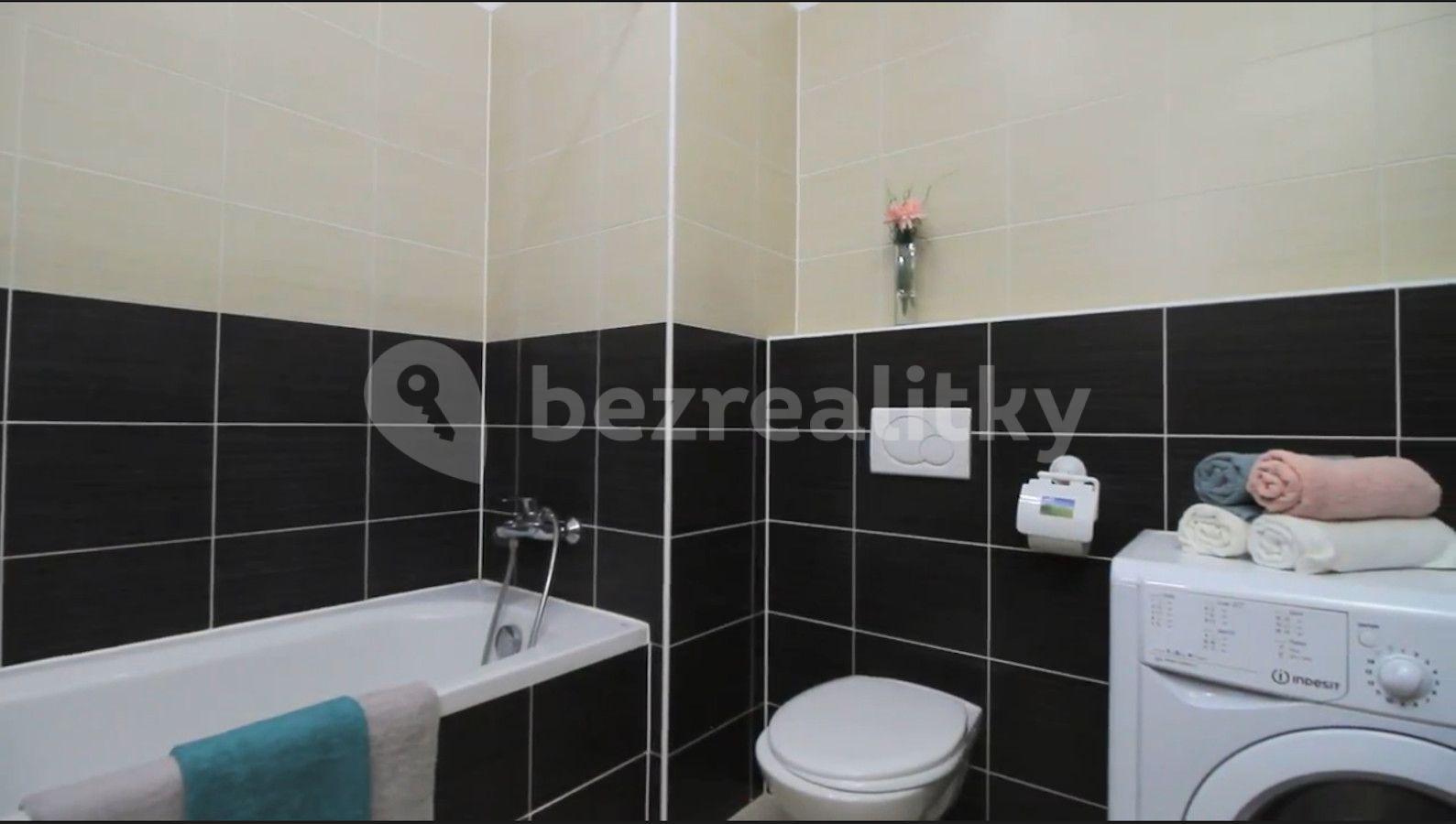 Pronájem bytu 2+kk 60 m², Zakšínská, Praha, Praha