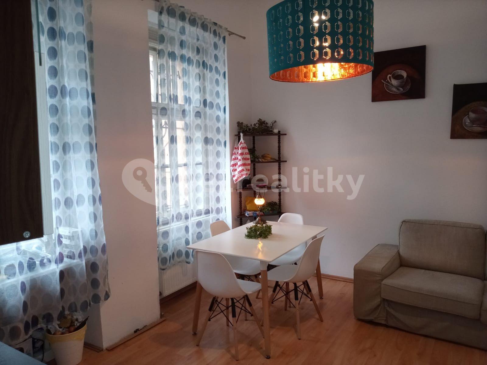 Pronájem bytu 2+1 55 m², Jindřicha Plachty, Praha, Praha