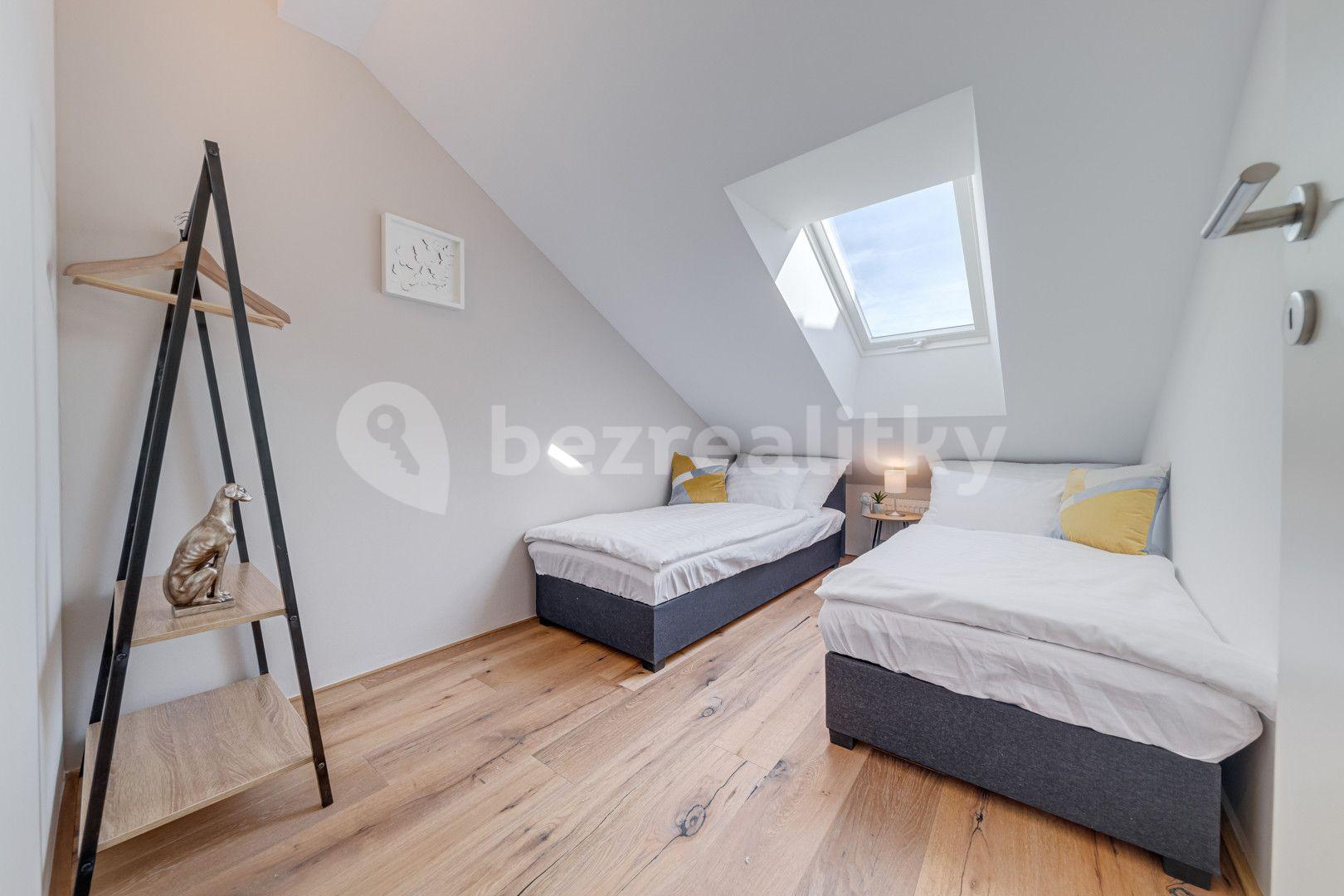 Pronájem bytu 3+kk 67 m², Kaizlovy sady, Praha, Praha