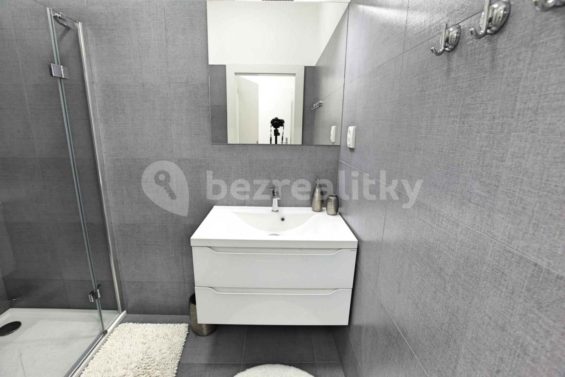 Pronájem bytu 2+1 56 m², Slovinská, Praha, Praha