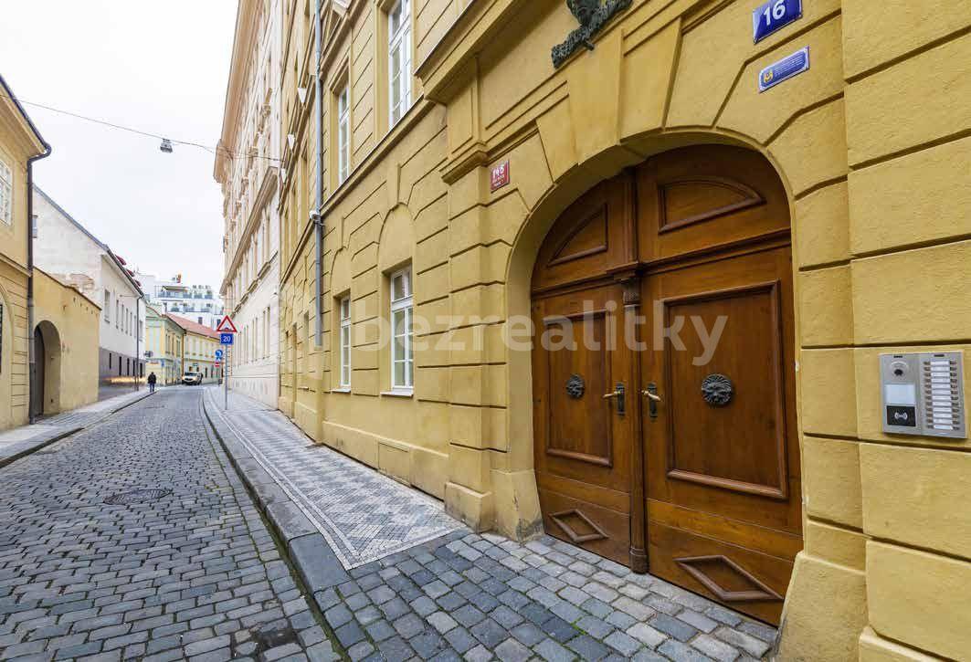 Pronájem bytu 3+1 92 m², Ostrovní, Praha, Praha