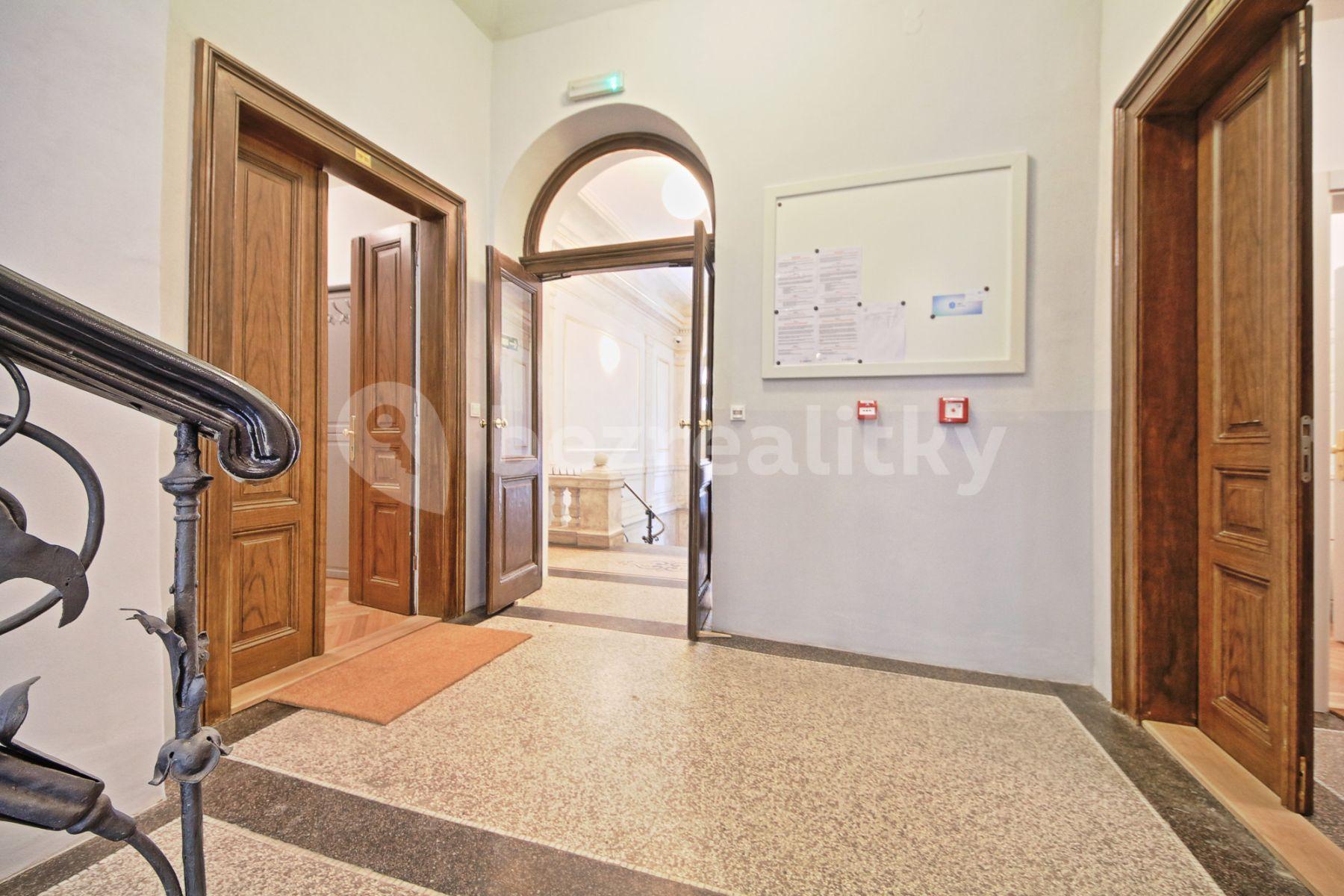 Pronájem bytu 2+kk 55 m², Balbínova, Praha, Praha