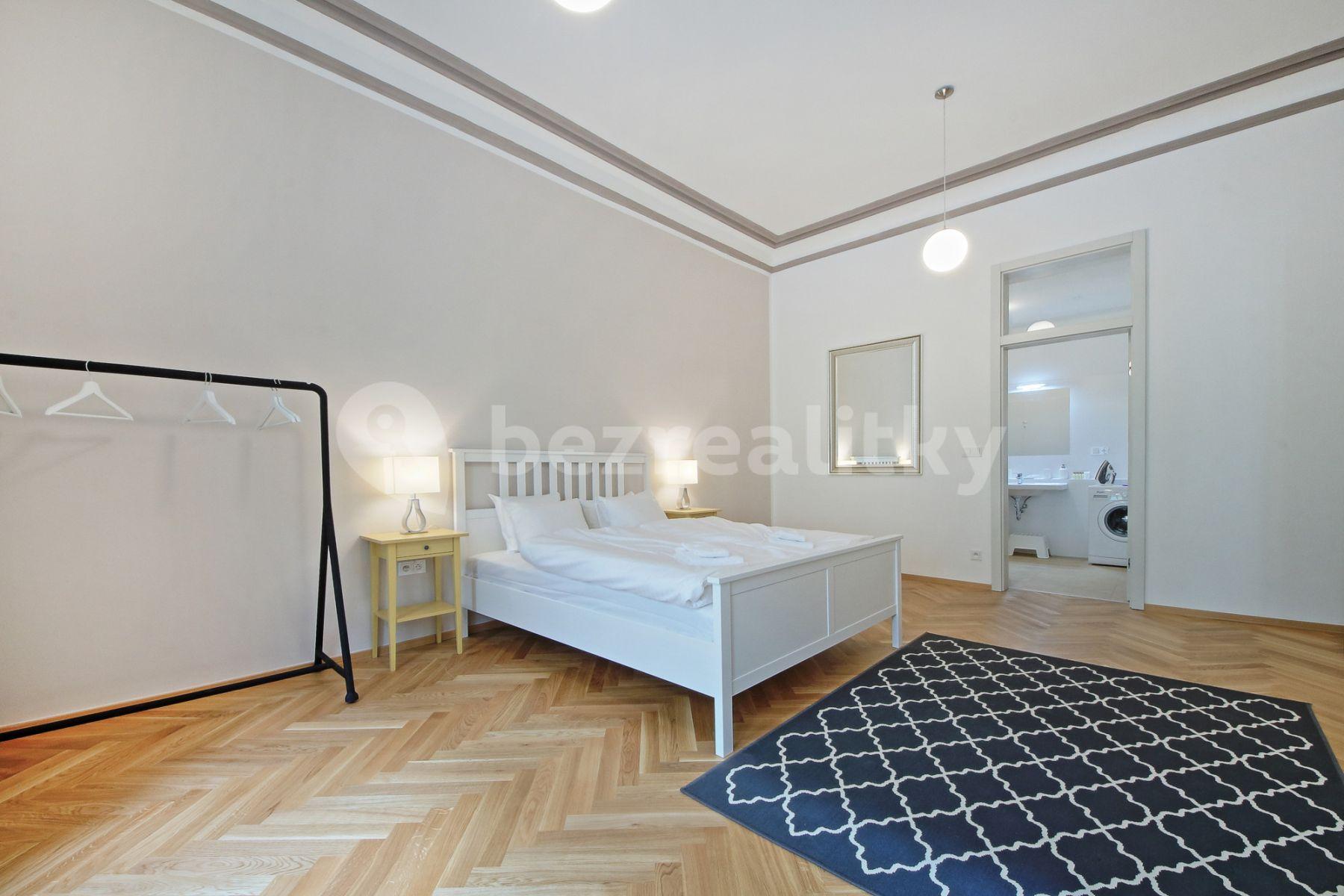 Pronájem bytu 2+kk 55 m², Balbínova, Praha, Praha