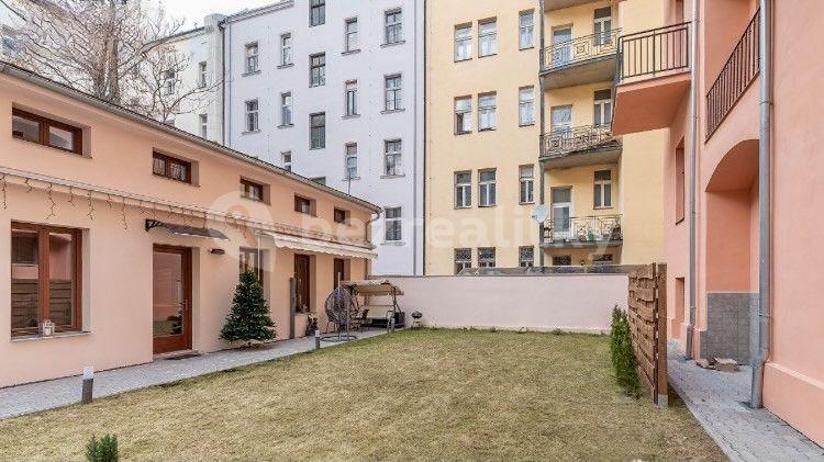 Pronájem bytu 2+kk 45 m², Legerova, Praha, Praha