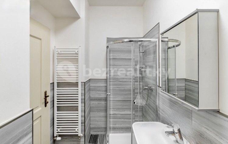 Pronájem bytu 2+kk 45 m², Legerova, Praha, Praha