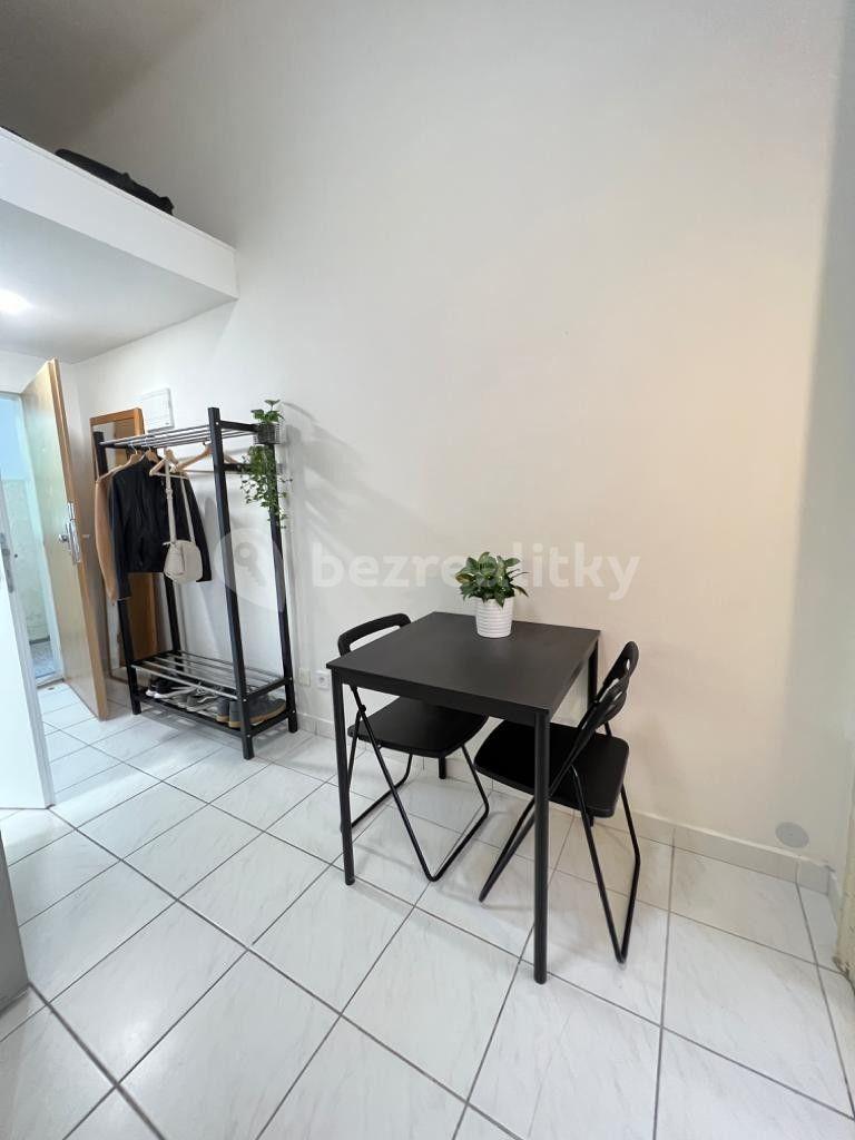 Pronájem bytu 1+1 45 m², Veverkova, Praha, Praha