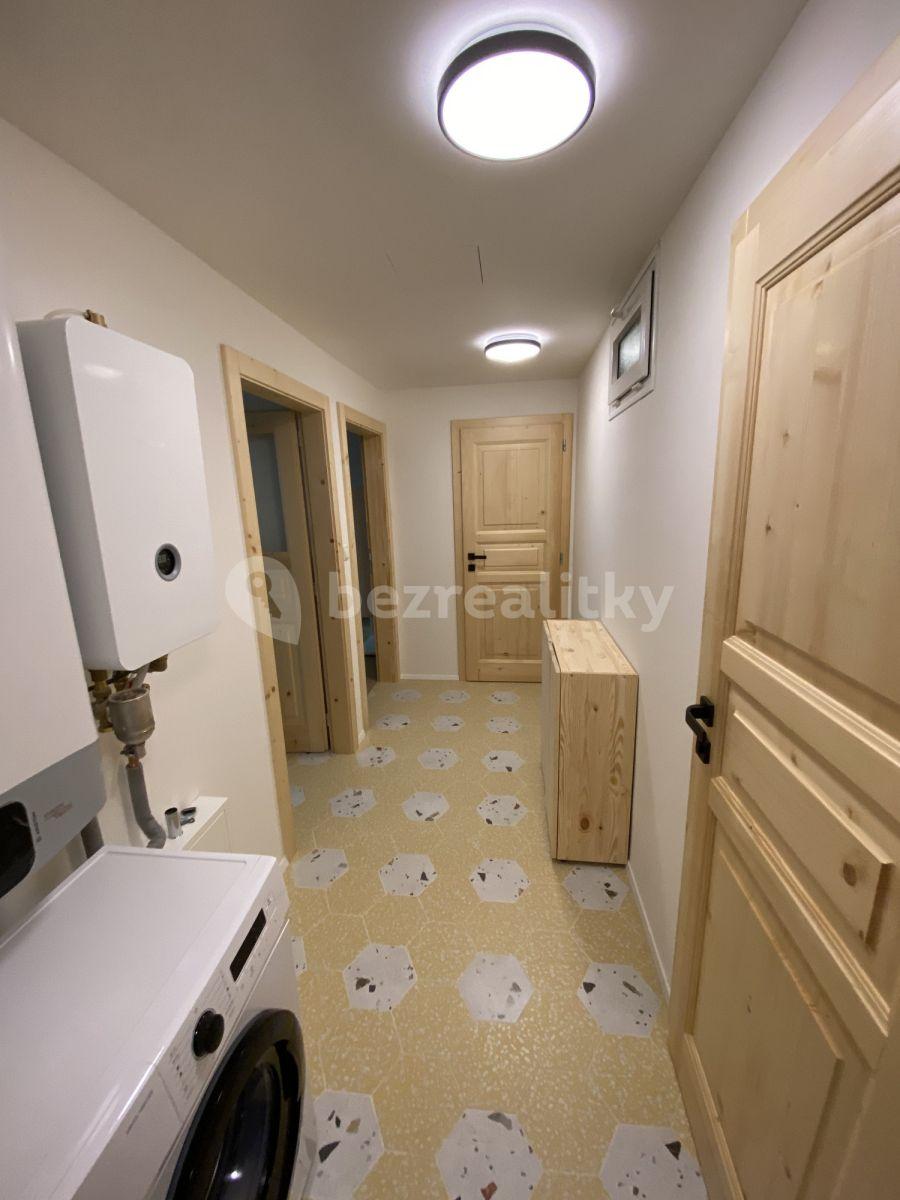 Pronájem bytu 2+1 40 m², Za Vokovickou Vozovnou, Praha, Praha