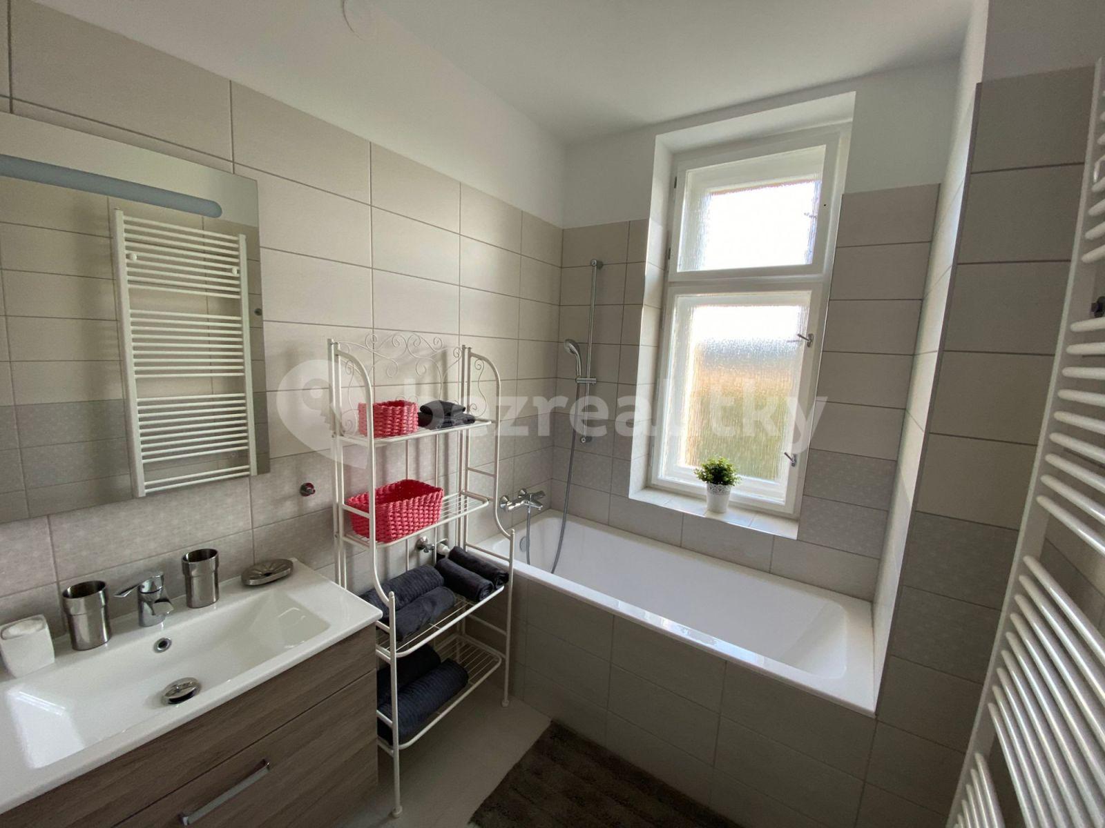 Pronájem bytu 4+1 102 m², Xaveriova, Praha, Praha