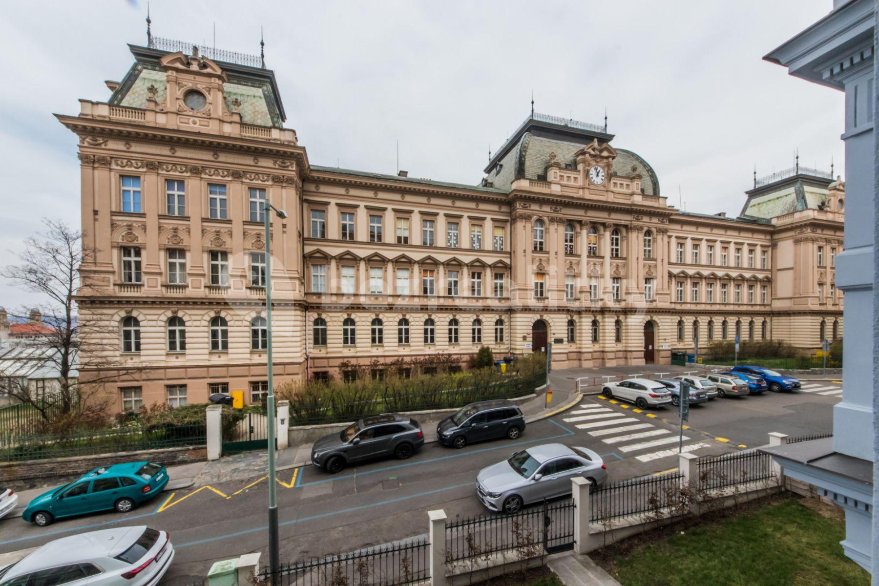 Pronájem bytu 2+kk 61 m², Balbínova, Praha, Praha