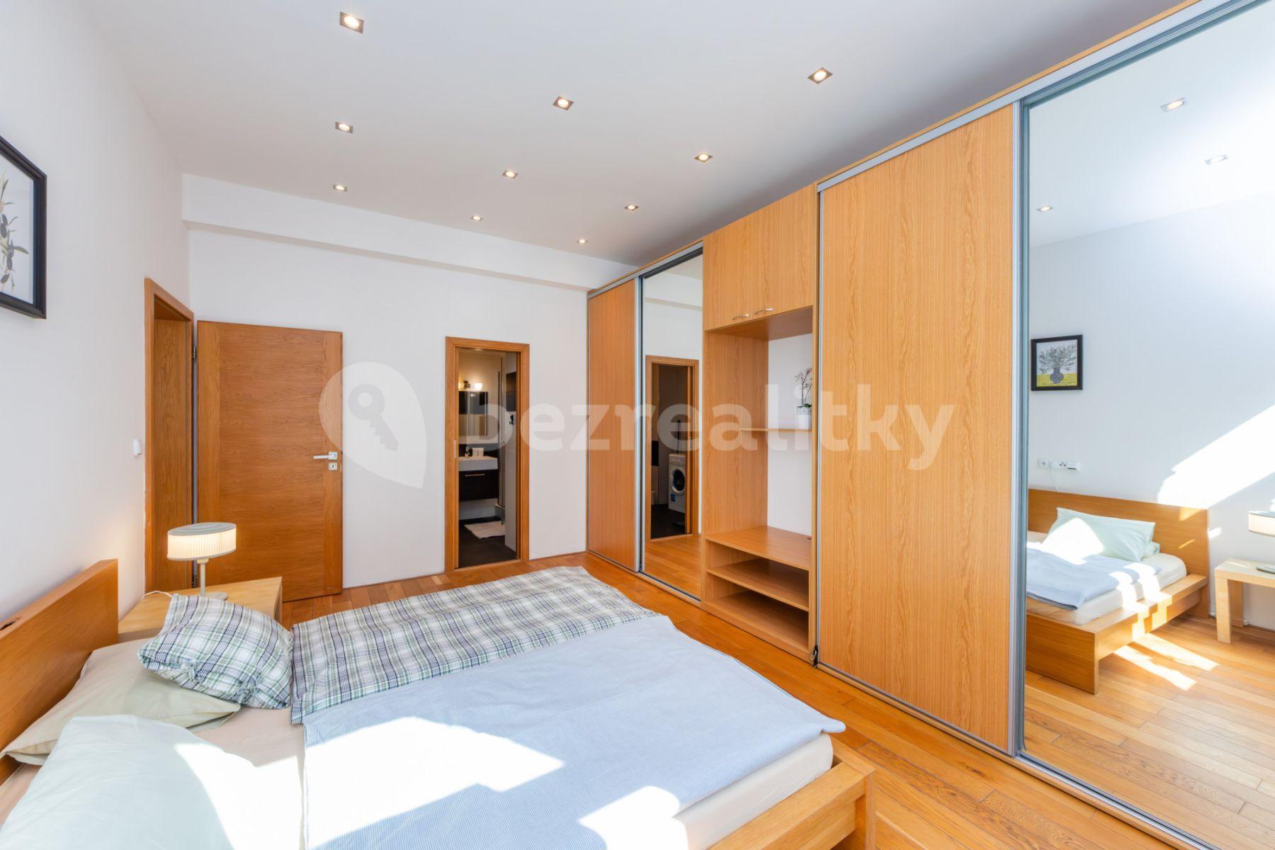 Pronájem bytu 2+kk 50 m², Kubelíkova, Praha, Praha