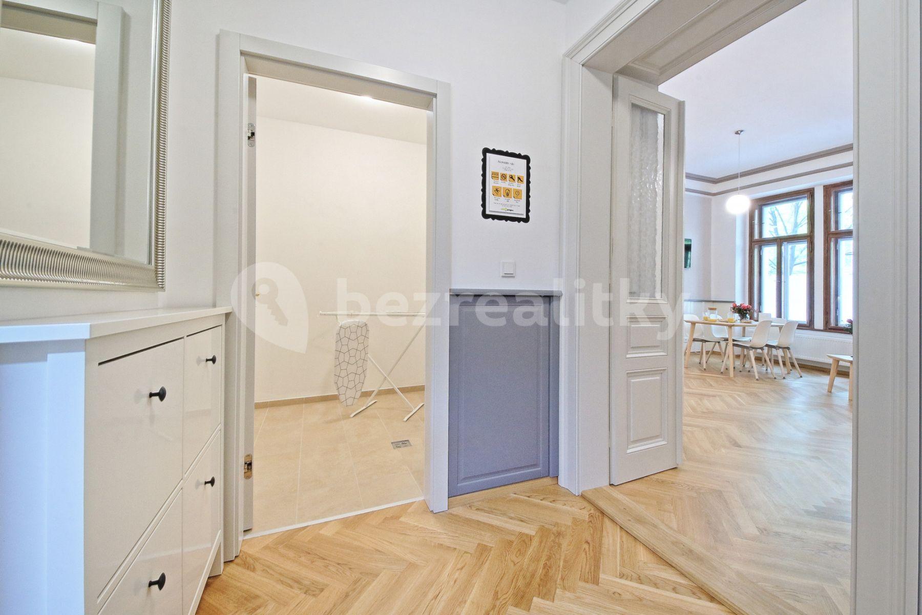 Pronájem bytu 2+kk 68 m², Balbínova, Praha, Praha