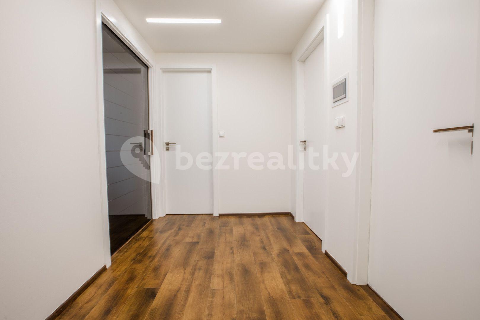 Pronájem bytu 3+1 120 m², Hartigova, Praha, Praha