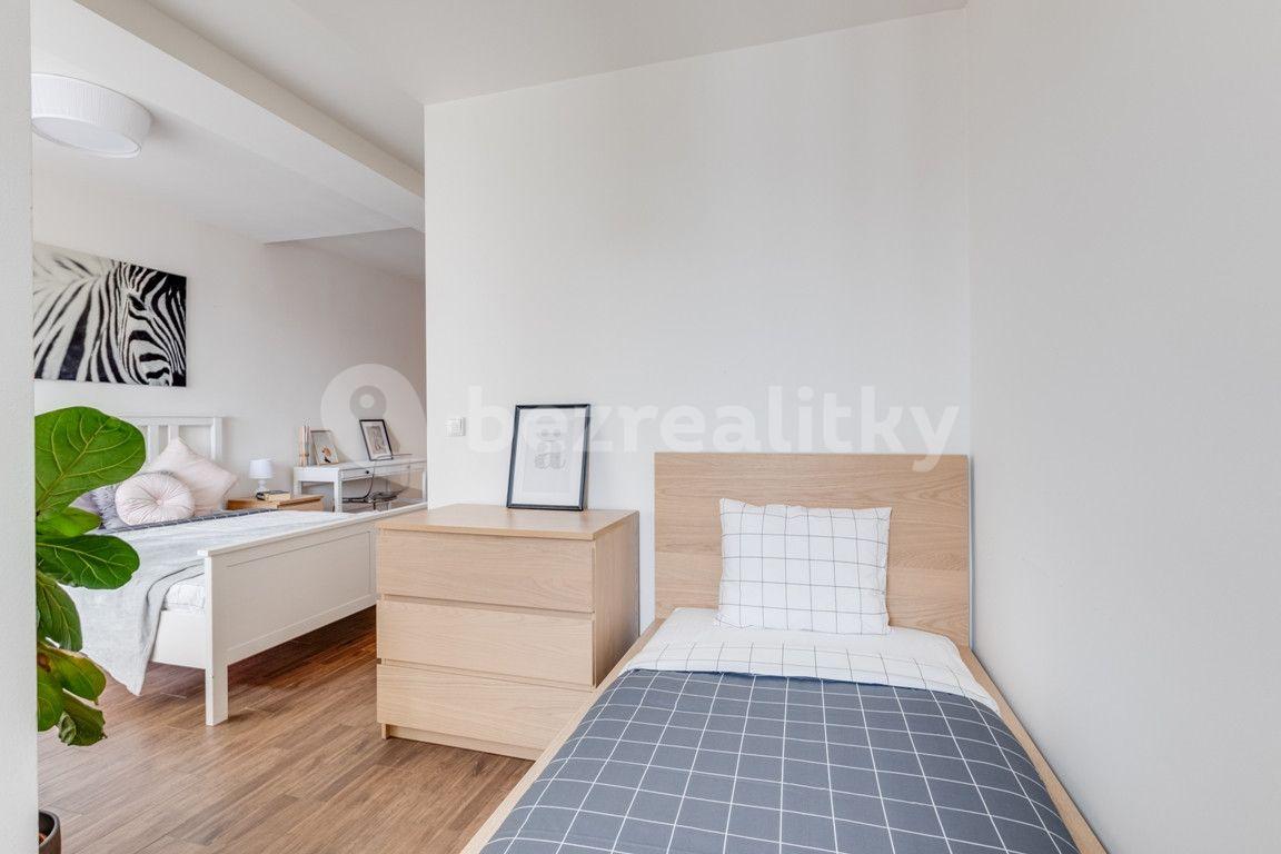 Pronájem bytu 2+kk 55 m², Legerova, Praha, Praha