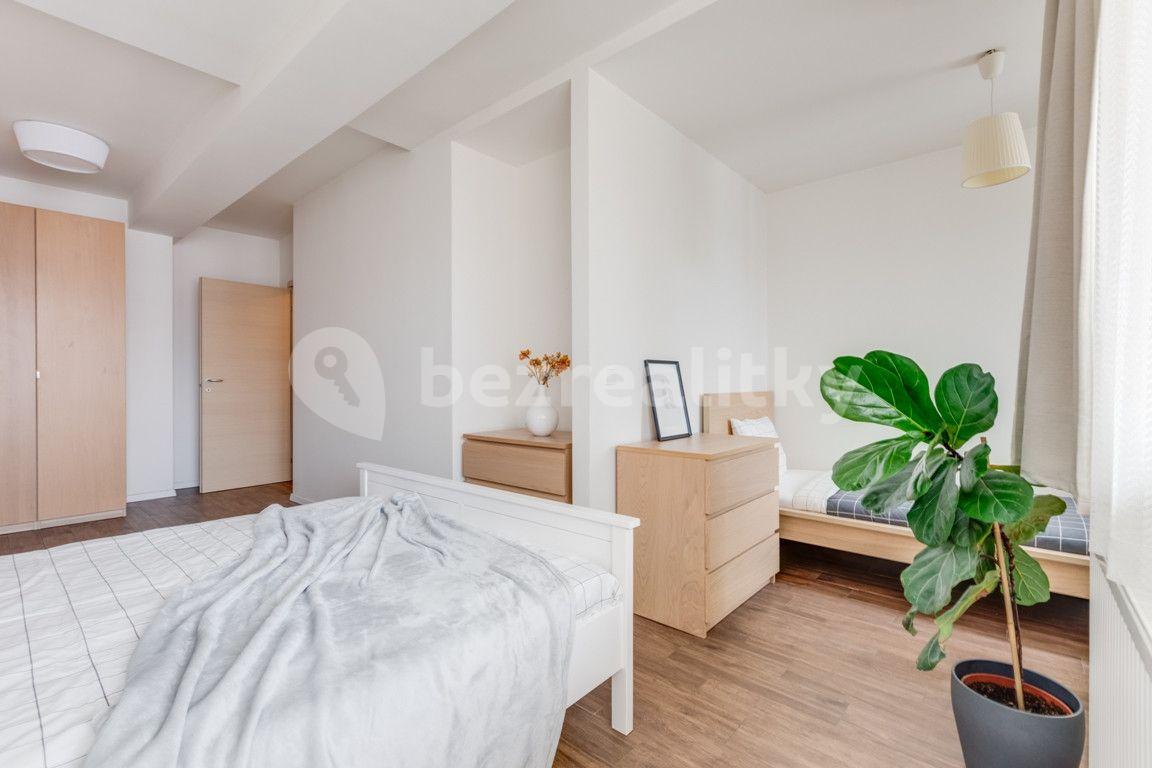 Pronájem bytu 2+kk 55 m², Legerova, Praha, Praha