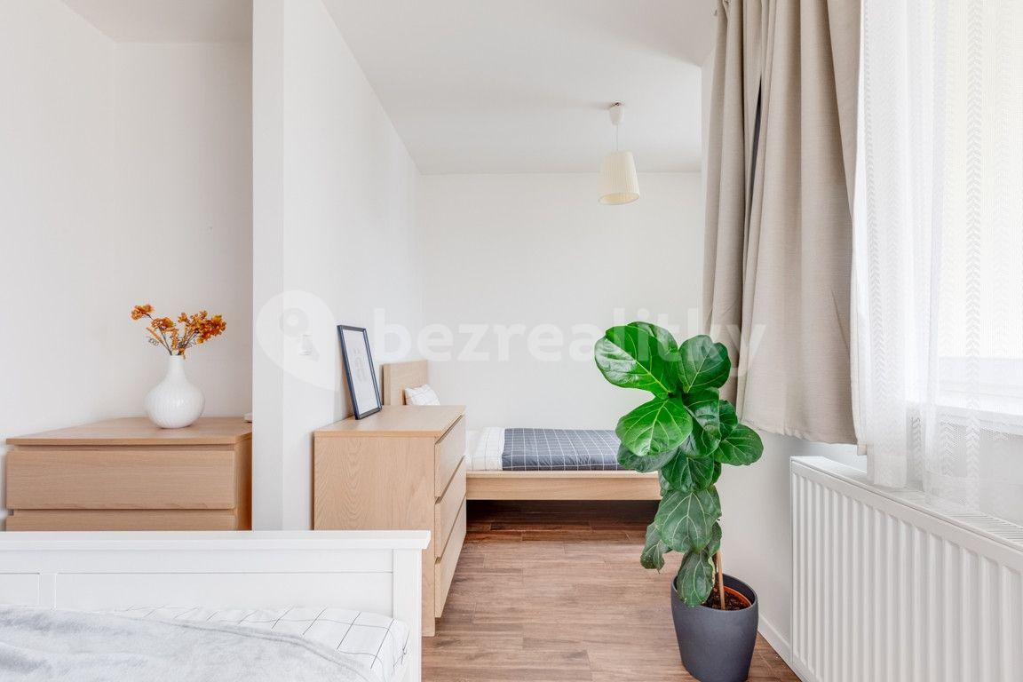 Pronájem bytu 2+kk 55 m², Legerova, Praha, Praha