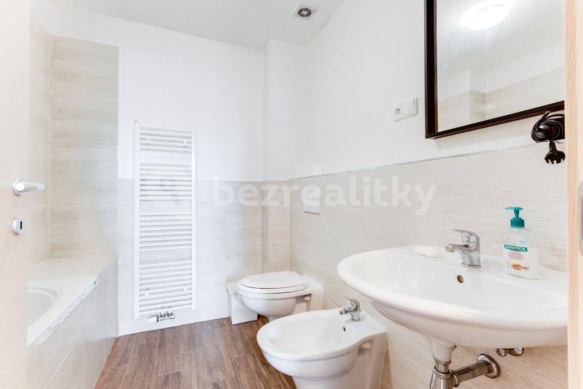 Pronájem bytu 2+kk 55 m², Legerova, Praha, Praha