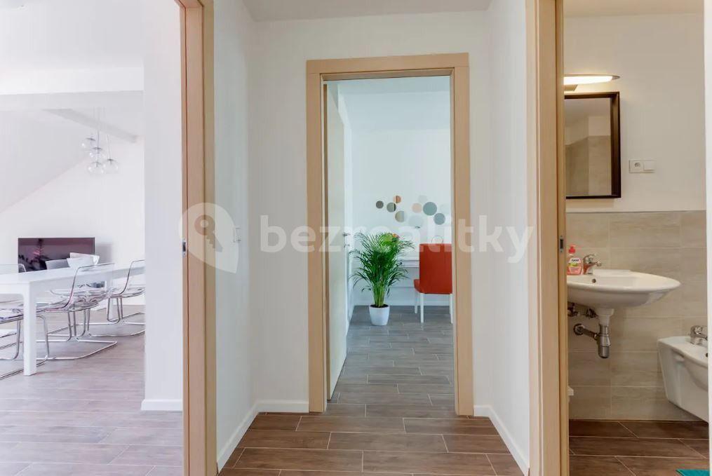 Pronájem bytu 2+kk 85 m², Legerova, Praha, Praha