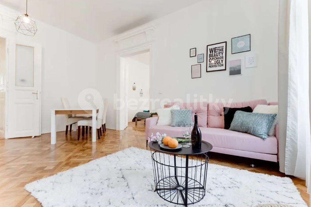 Pronájem bytu 2+kk 85 m², Štěpánská, Praha, Praha