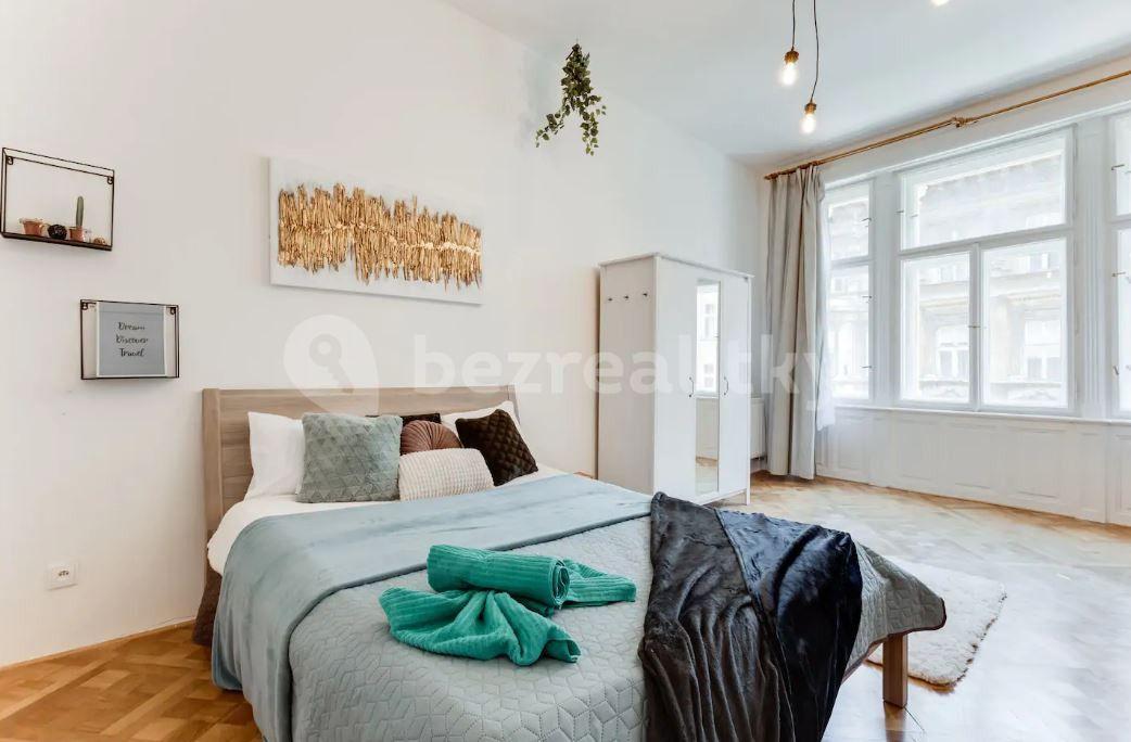 Pronájem bytu 2+kk 85 m², Štěpánská, Praha, Praha