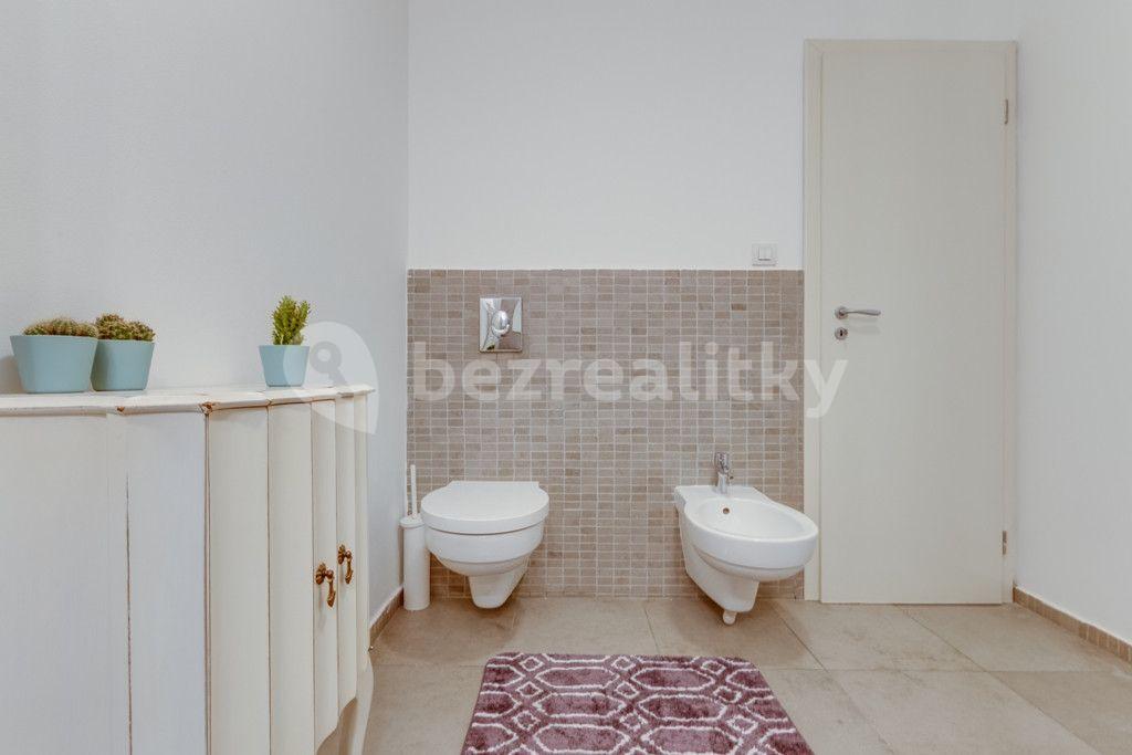 Pronájem bytu 3+1 103 m², Karlovo náměstí, Praha, Praha