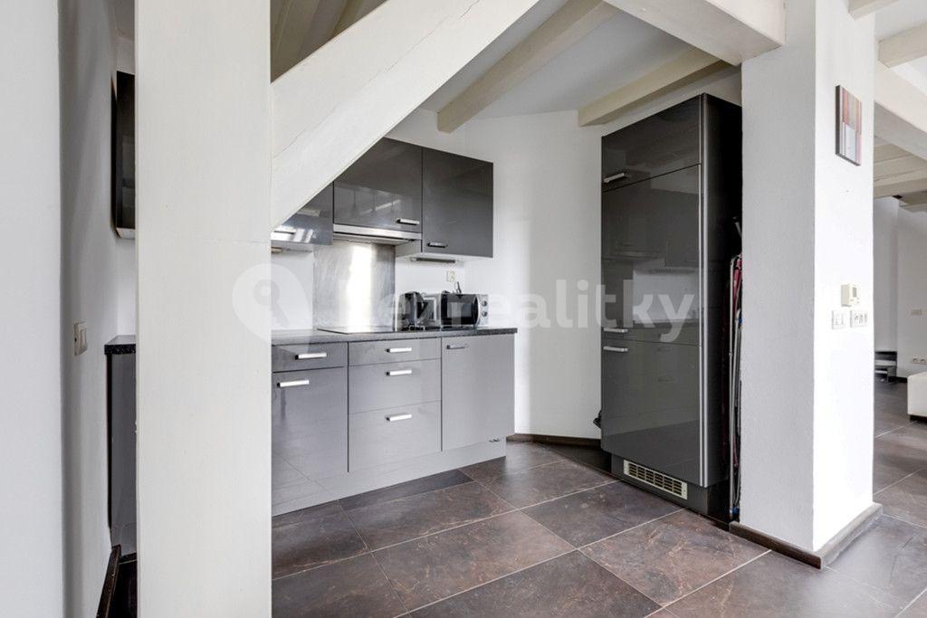 Pronájem bytu 3+1 103 m², Karlovo náměstí, Praha, Praha