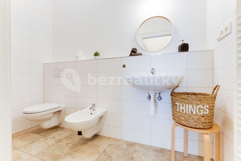 Pronájem bytu 2+1 85 m², Štěpánská, Praha, Praha