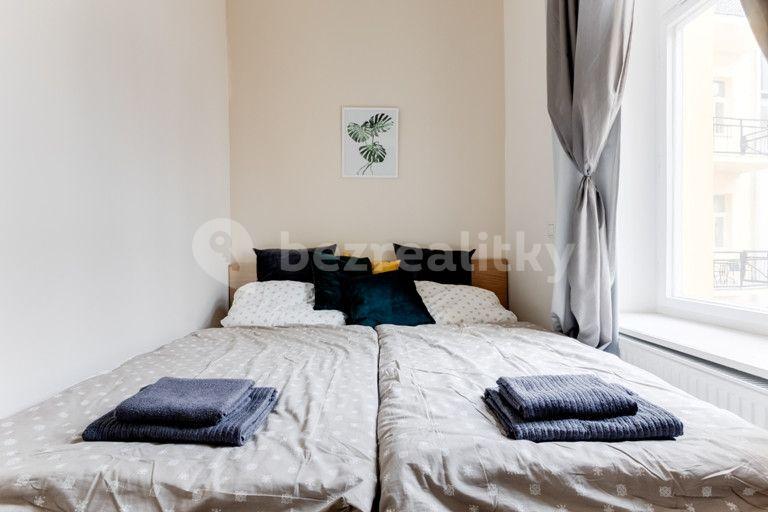 Pronájem bytu 2+1 85 m², Štěpánská, Praha, Praha