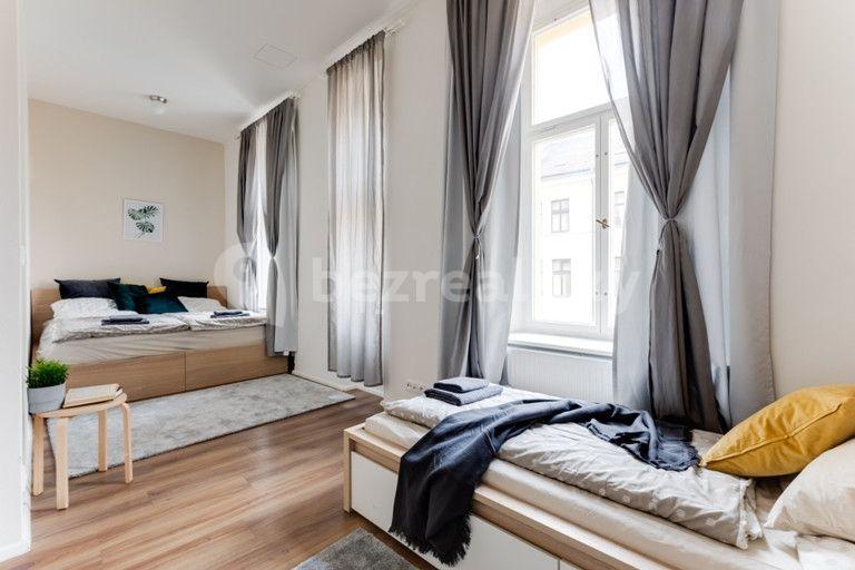 Pronájem bytu 2+1 85 m², Štěpánská, Praha, Praha