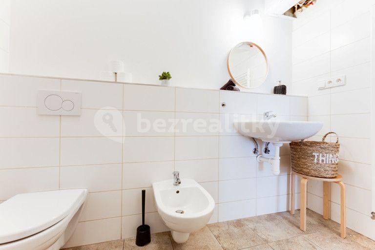 Pronájem bytu 2+1 85 m², Štěpánská, Praha, Praha