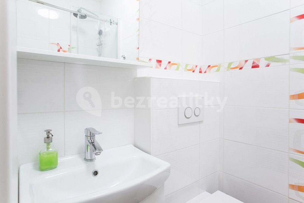 Pronájem bytu 2+1 70 m², Neklanova, Praha, Praha