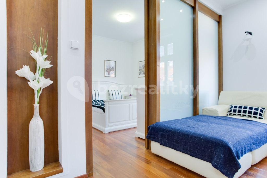 Pronájem bytu 2+1 70 m², Neklanova, Praha, Praha