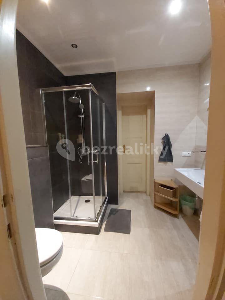 Pronájem bytu 3+1 85 m², Ve Smečkách, Praha, Praha