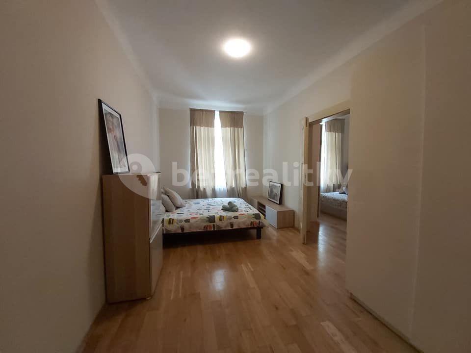 Pronájem bytu 3+1 85 m², Ve Smečkách, Praha, Praha