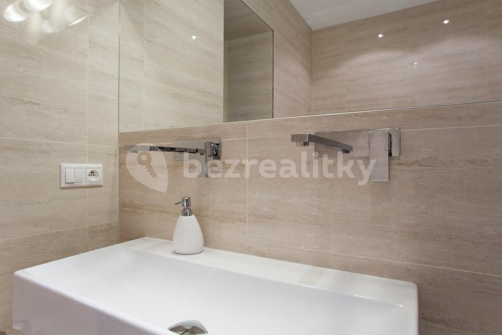 Pronájem bytu 3+1 85 m², Ve Smečkách, Praha, Praha