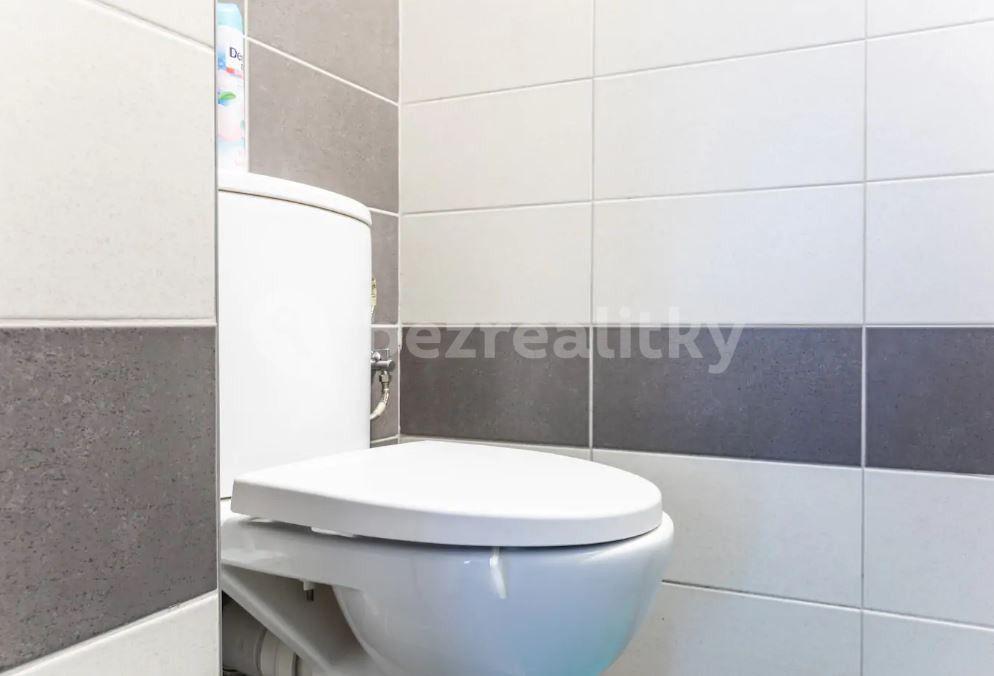 Pronájem bytu 1+1 60 m², Legerova, Praha, Praha