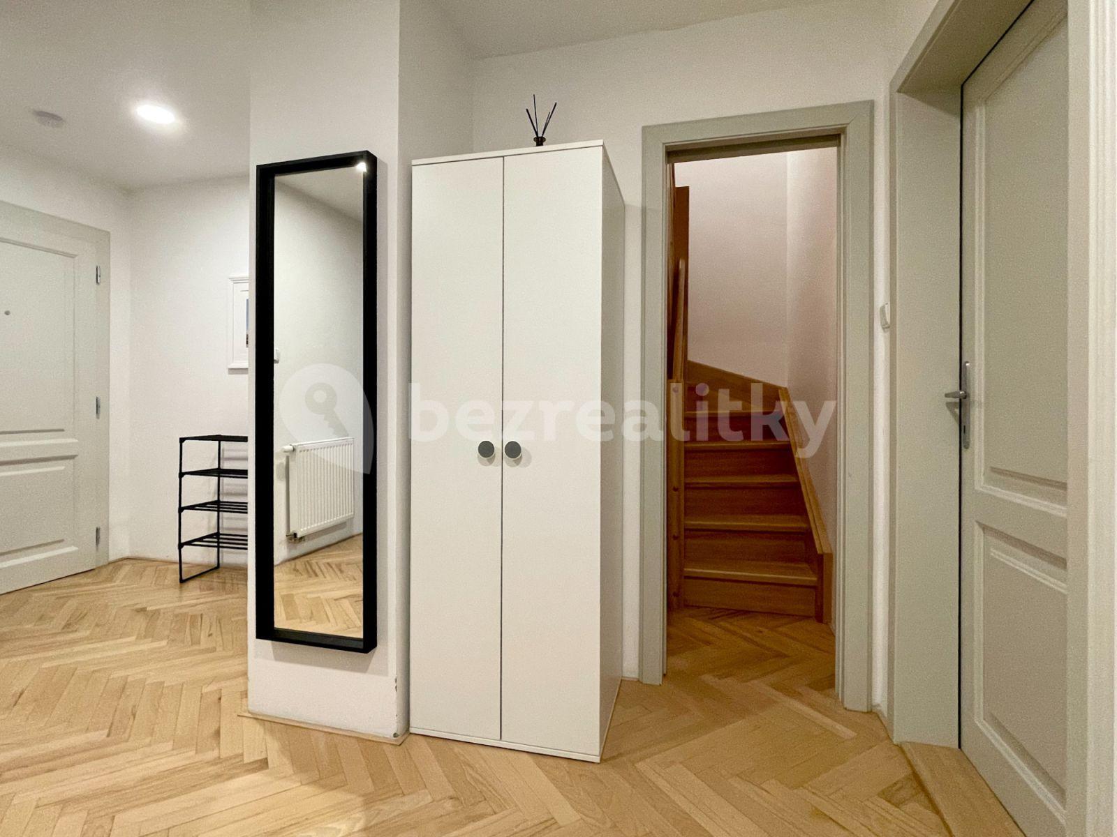 Pronájem bytu 4+1 93 m², Blanická, Praha, Praha