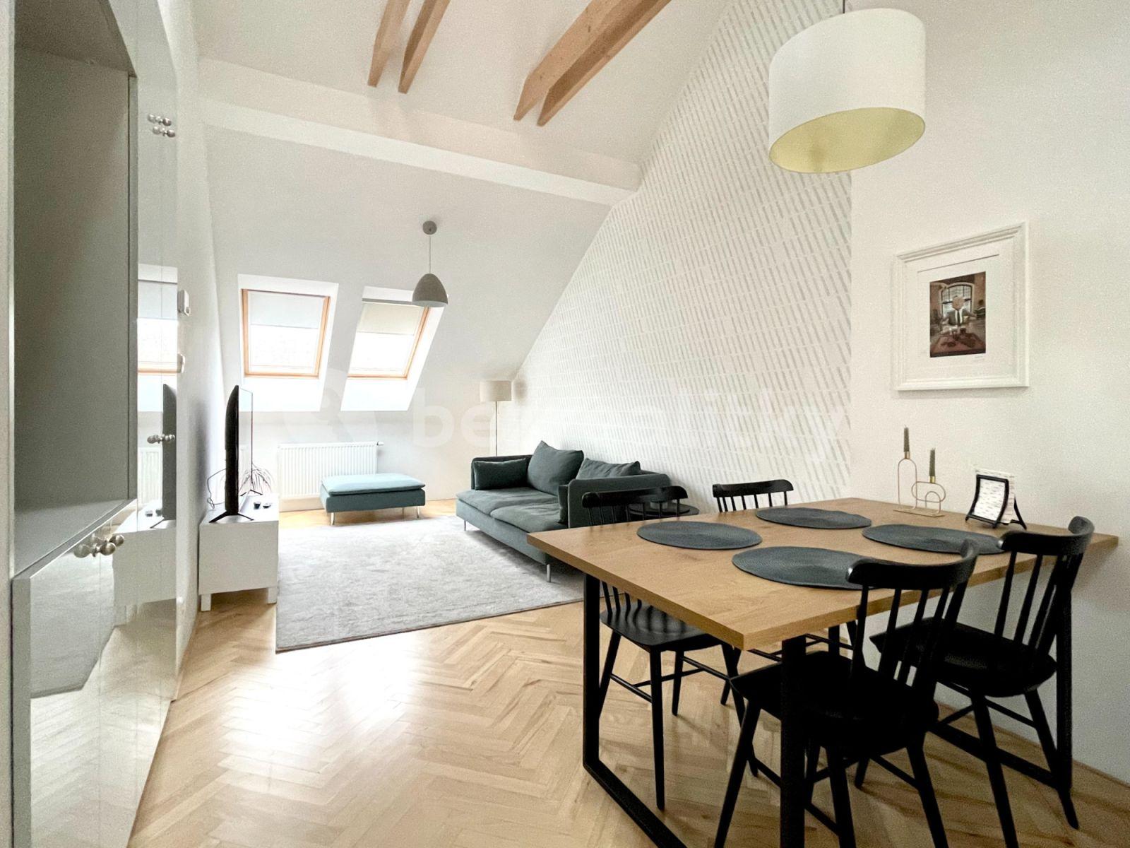 Pronájem bytu 4+1 93 m², Blanická, Praha, Praha