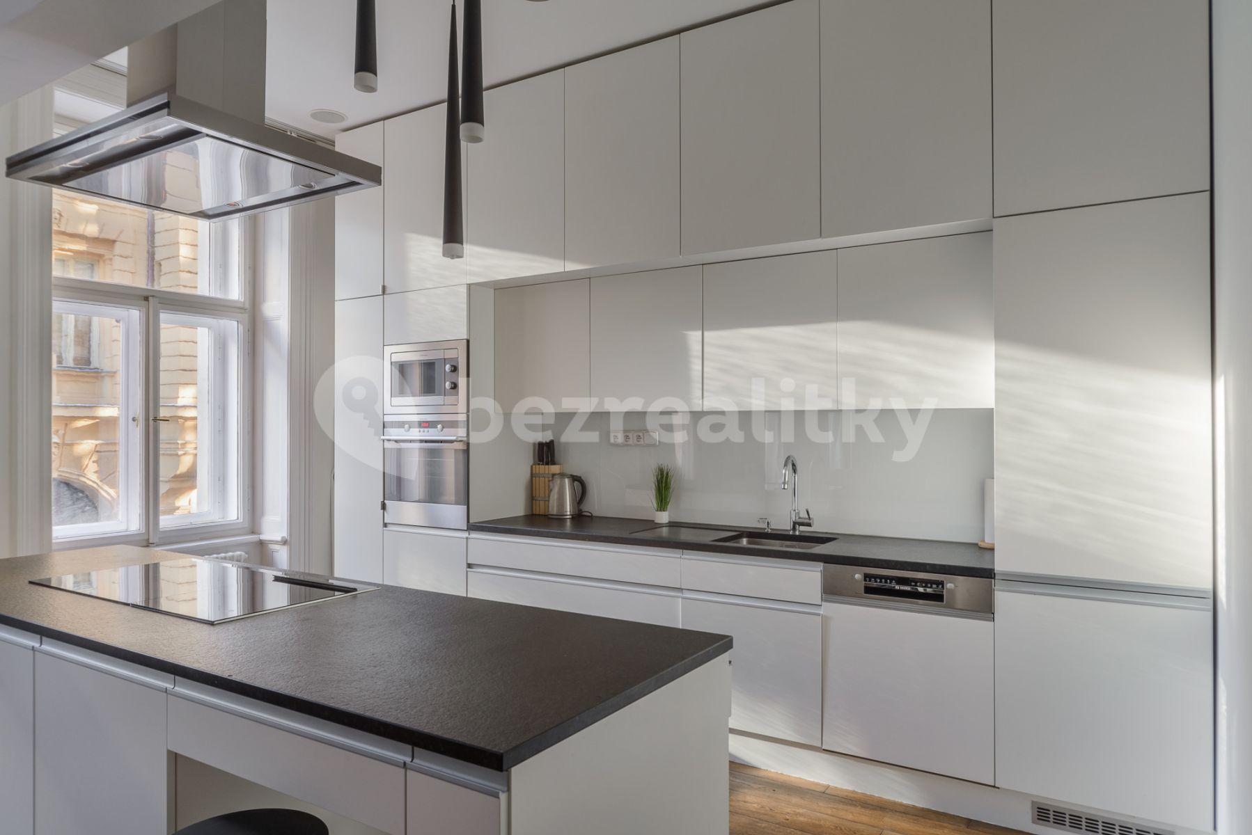 Pronájem bytu 4+1 77 m², Palackého, Praha, Praha