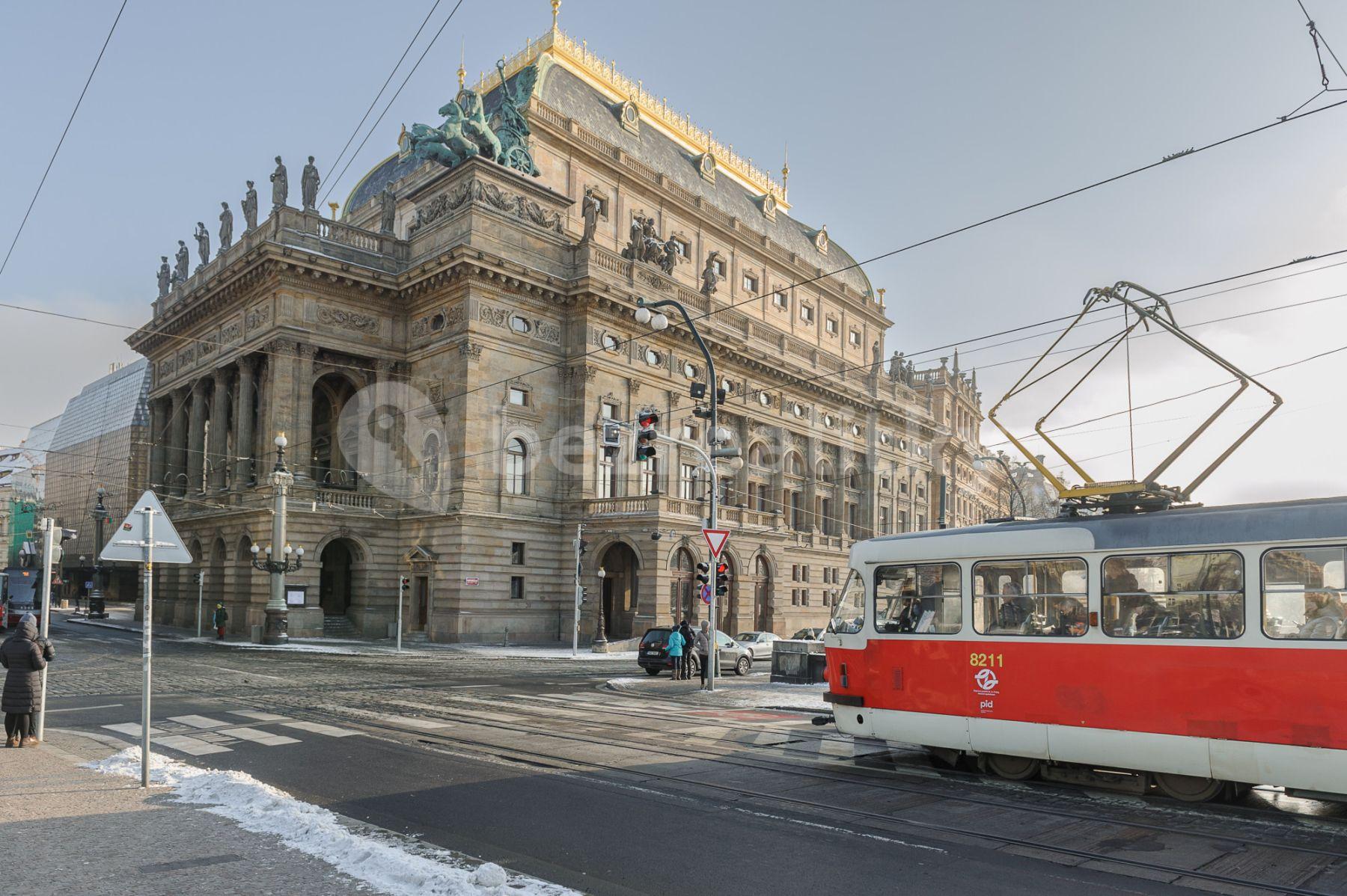 Pronájem bytu 4+1 77 m², Palackého, Praha, Praha