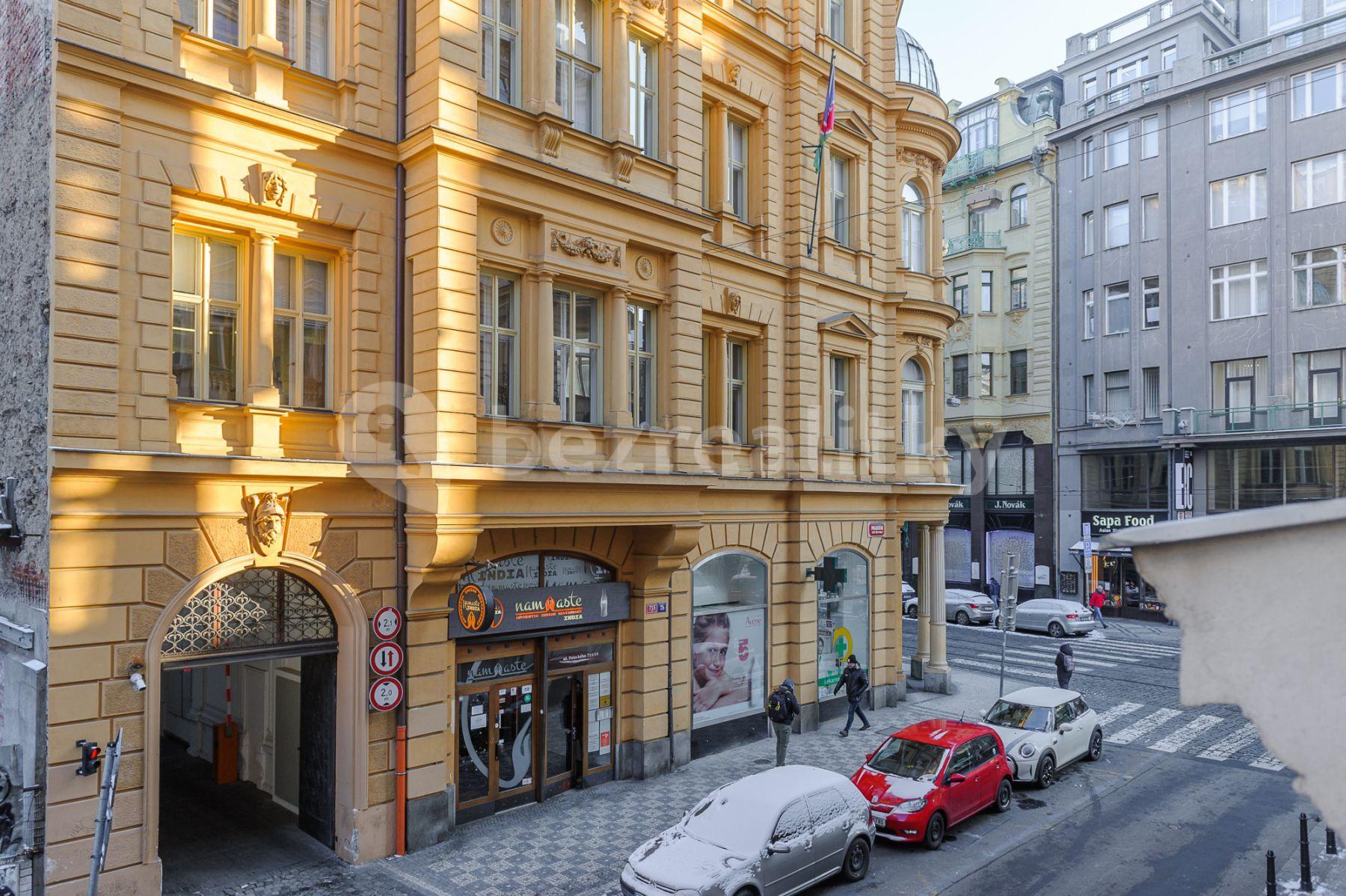 Pronájem bytu 4+1 77 m², Palackého, Praha, Praha