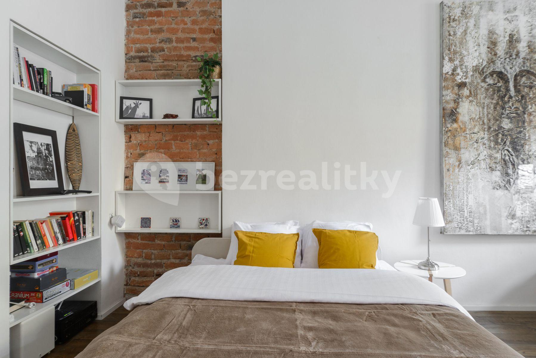 Pronájem bytu 4+1 77 m², Palackého, Praha, Praha