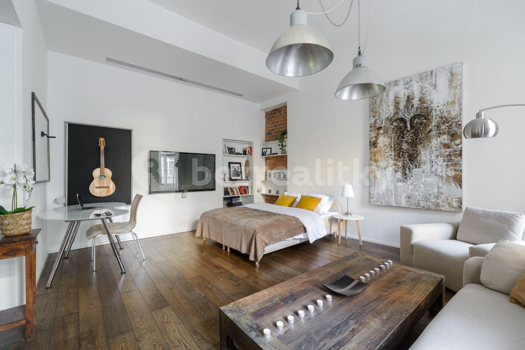 Pronájem bytu 4+1 77 m², Palackého, Praha, Praha