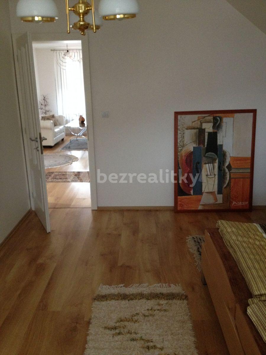 Pronájem bytu 6+kk 150 m², Komjatná, Komjatná, Žilinský kraj