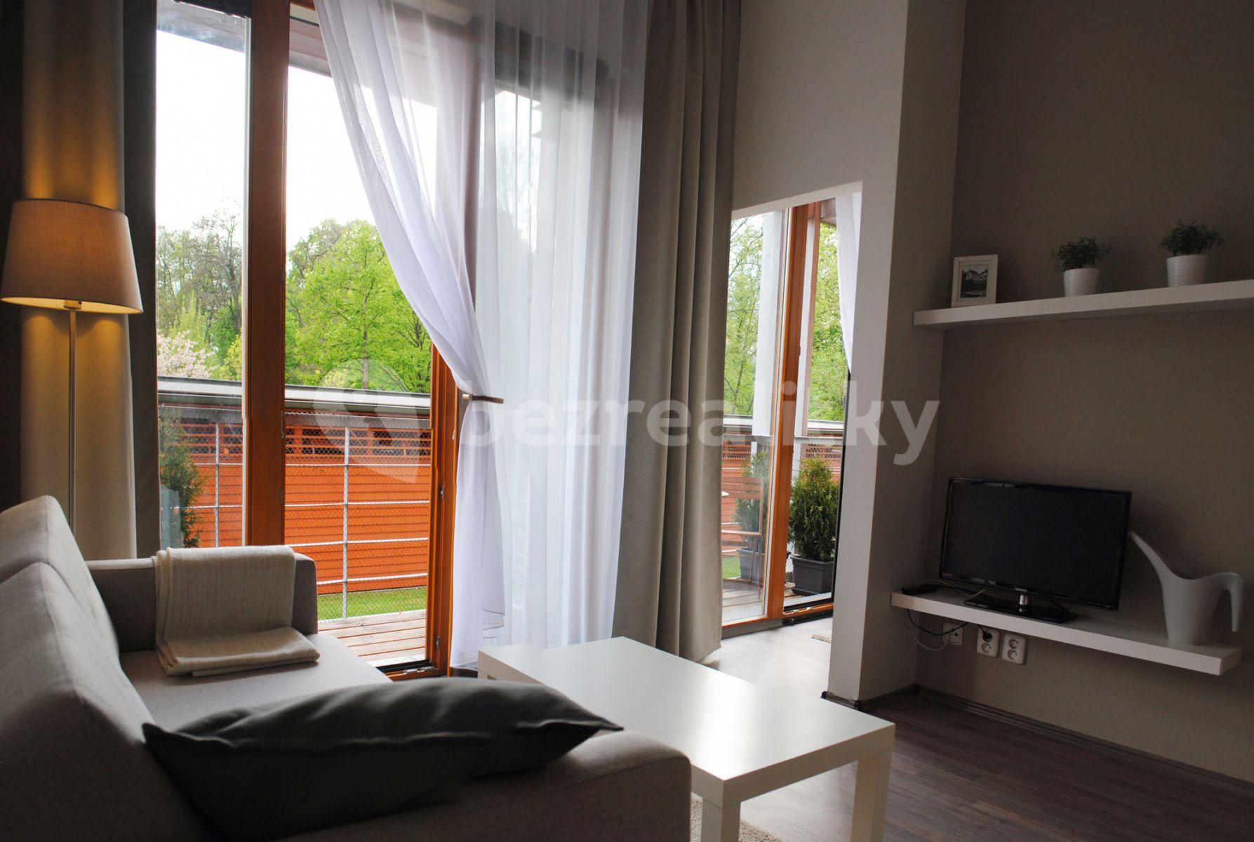 Pronájem bytu 1+kk 34 m², U Reálky, Olomouc, Olomoucký kraj