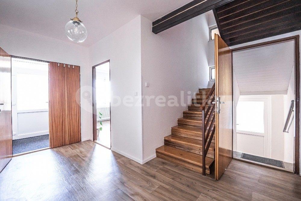 Prodej domu 173 m², pozemek 1.023 m², Hluboké Mašůvky, Jihomoravský kraj